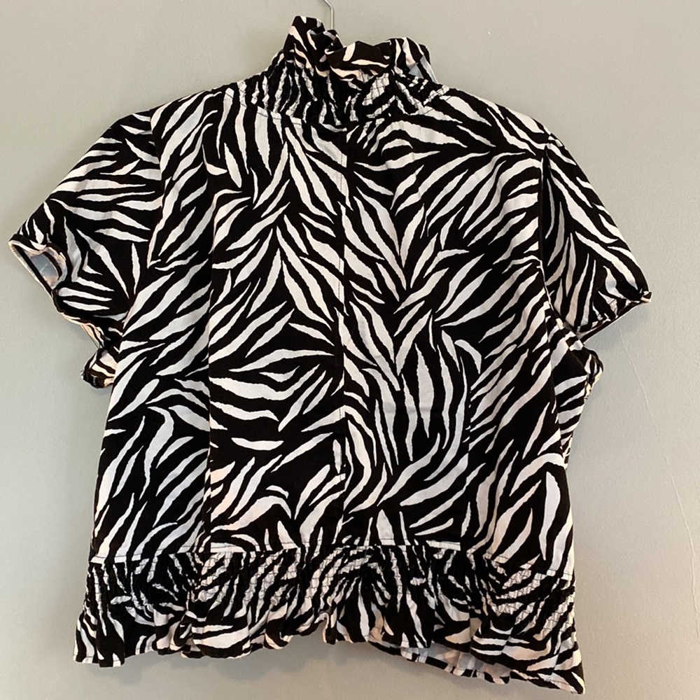EUC like new Cato short sleeve jacket size 22/24W - Picture 2 of 7
